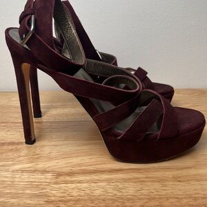 NWOT STUART WEITZMAN SOUNDTRACK heels